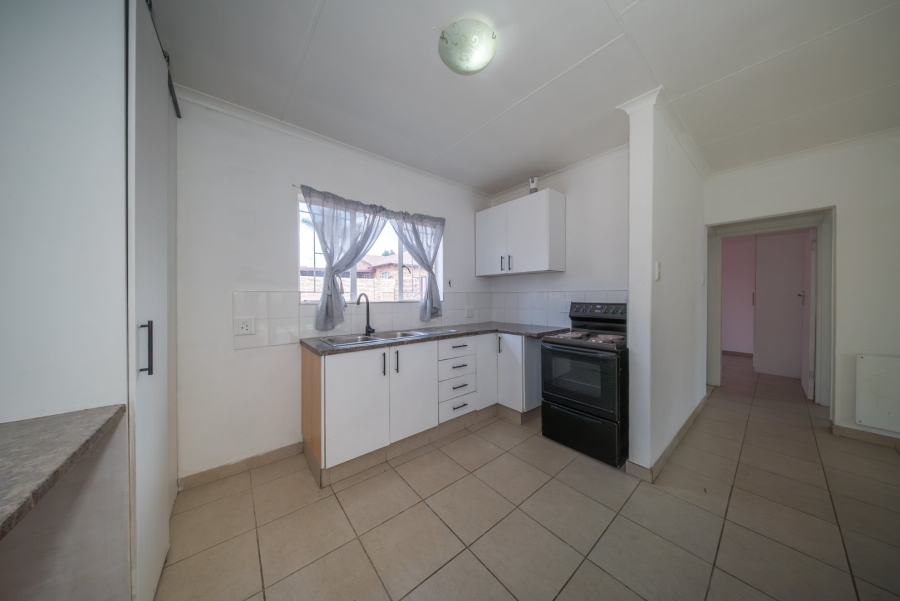 2 Bedroom Property for Sale in Eden Glen Gauteng