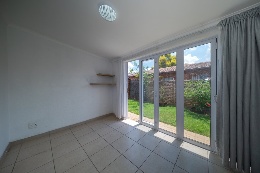 2 Bedroom Property for Sale in Eden Glen Gauteng