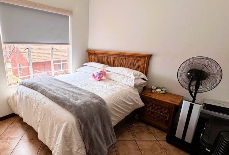 2 Bedroom Property for Sale in Eco Park Gauteng