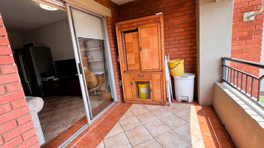 2 Bedroom Property for Sale in Eco Park Gauteng