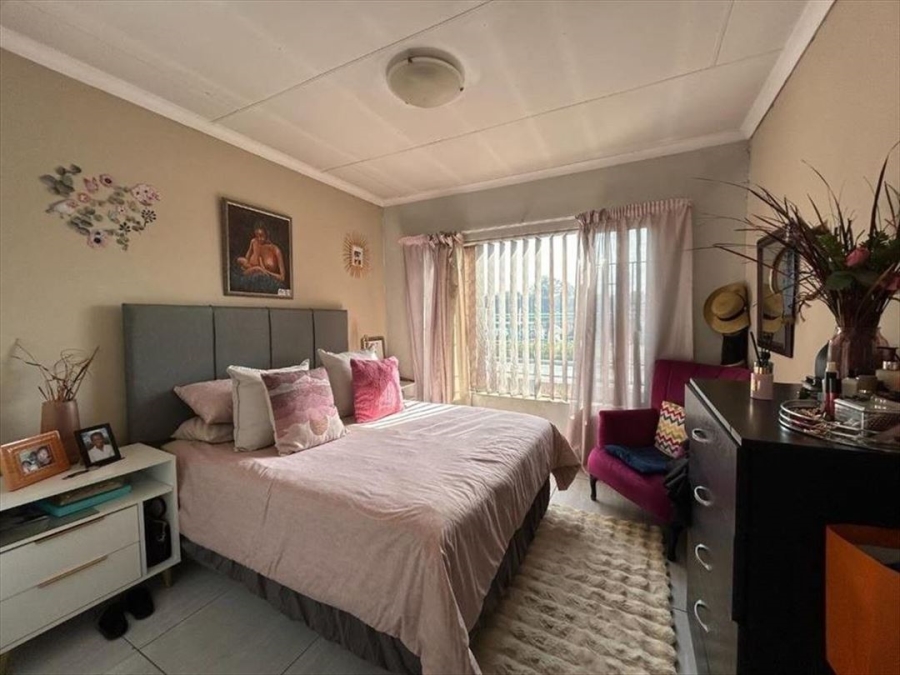 2 Bedroom Property for Sale in Birchleigh Gauteng