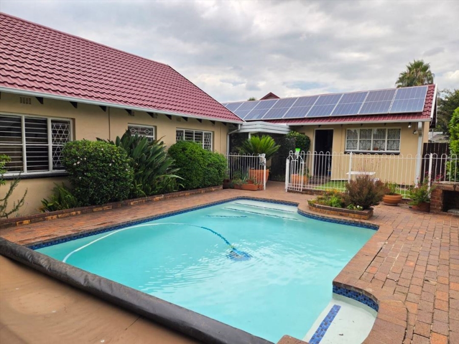 3 Bedroom Property for Sale in Parkrand Gauteng