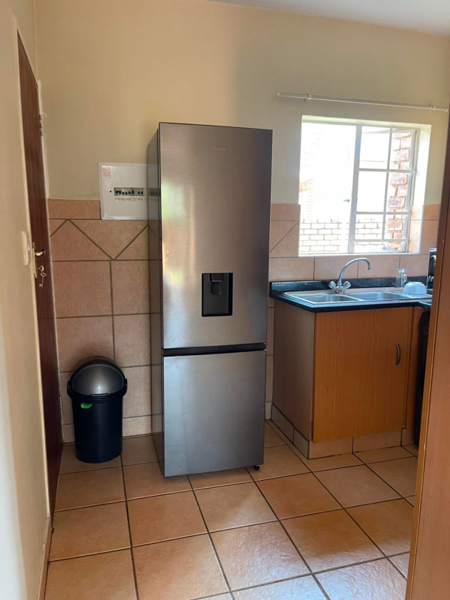 2 Bedroom Property for Sale in Clarina Gauteng