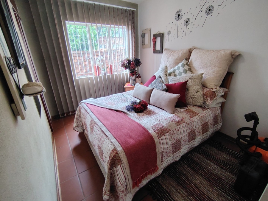 2 Bedroom Property for Sale in Zwartkop Gauteng