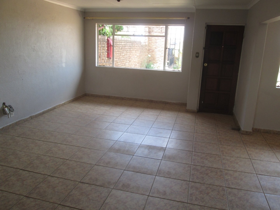 3 Bedroom Property for Sale in Glen Marais Gauteng