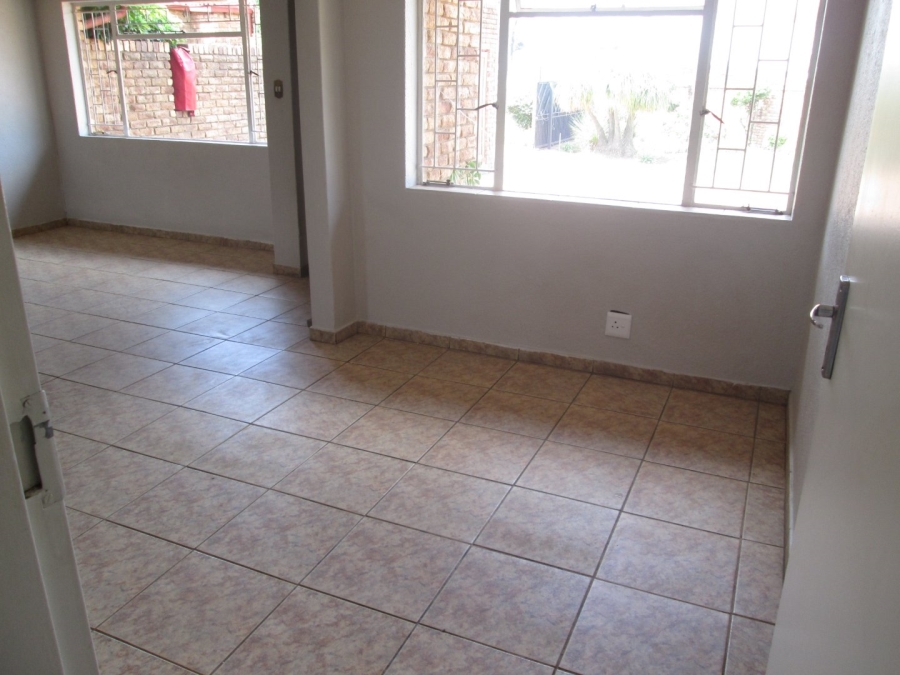 3 Bedroom Property for Sale in Glen Marais Gauteng
