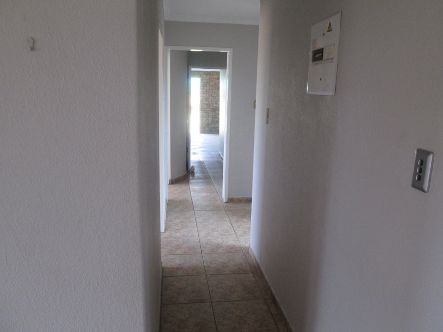 3 Bedroom Property for Sale in Glen Marais Gauteng