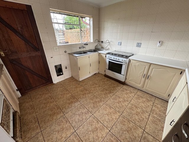 3 Bedroom Property for Sale in Glen Marais Gauteng