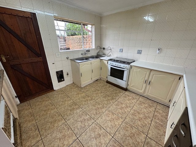 3 Bedroom Property for Sale in Glen Marais Gauteng