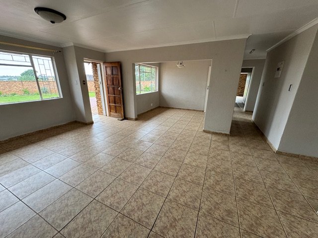 3 Bedroom Property for Sale in Glen Marais Gauteng