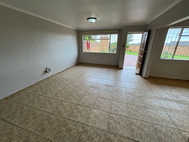 3 Bedroom Property for Sale in Glen Marais Gauteng