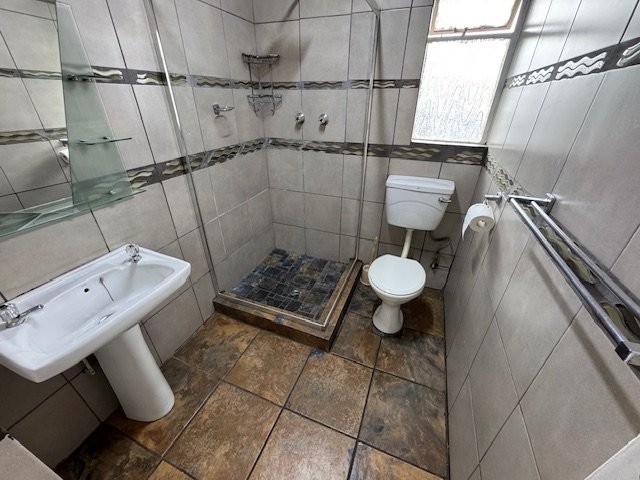 3 Bedroom Property for Sale in Glen Marais Gauteng