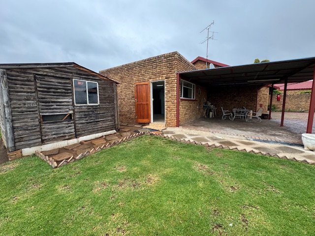 3 Bedroom Property for Sale in Glen Marais Gauteng