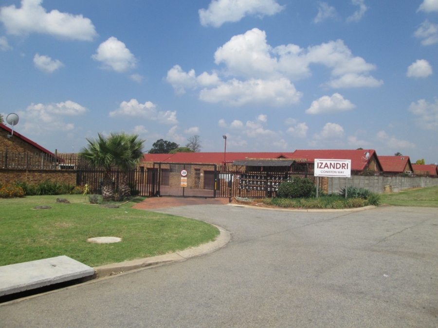 3 Bedroom Property for Sale in Glen Marais Gauteng