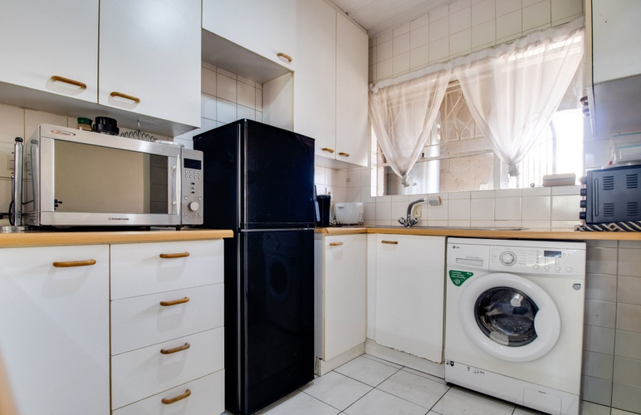 2 Bedroom Property for Sale in Buccleuch Gauteng