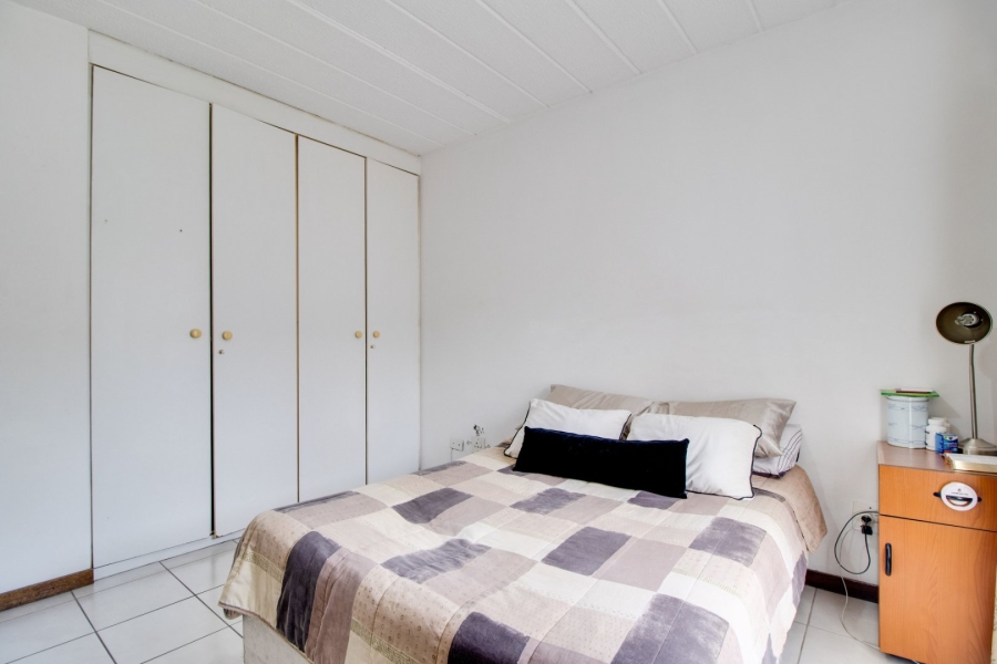 2 Bedroom Property for Sale in Buccleuch Gauteng