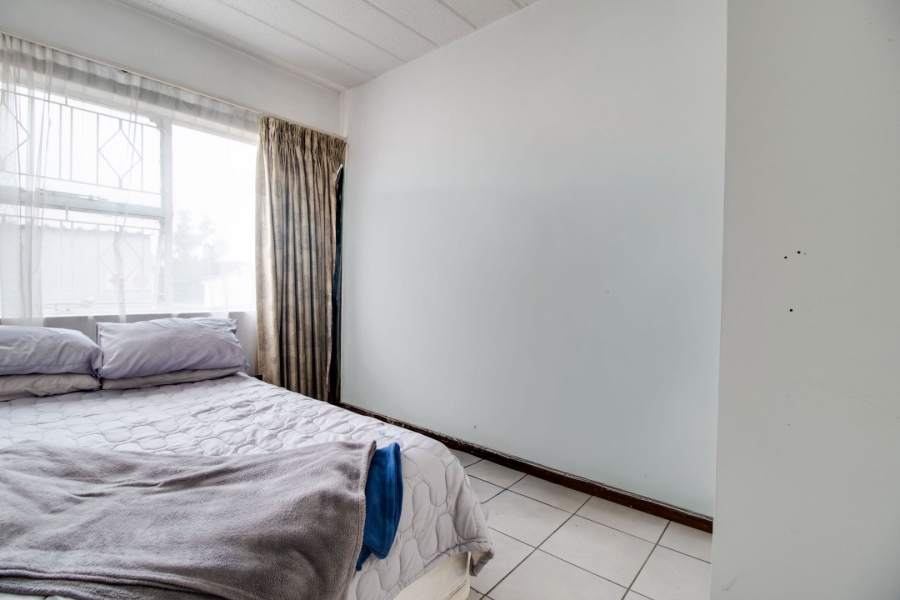 2 Bedroom Property for Sale in Buccleuch Gauteng