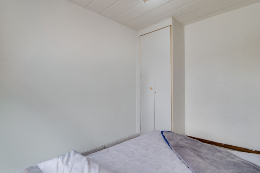 2 Bedroom Property for Sale in Buccleuch Gauteng