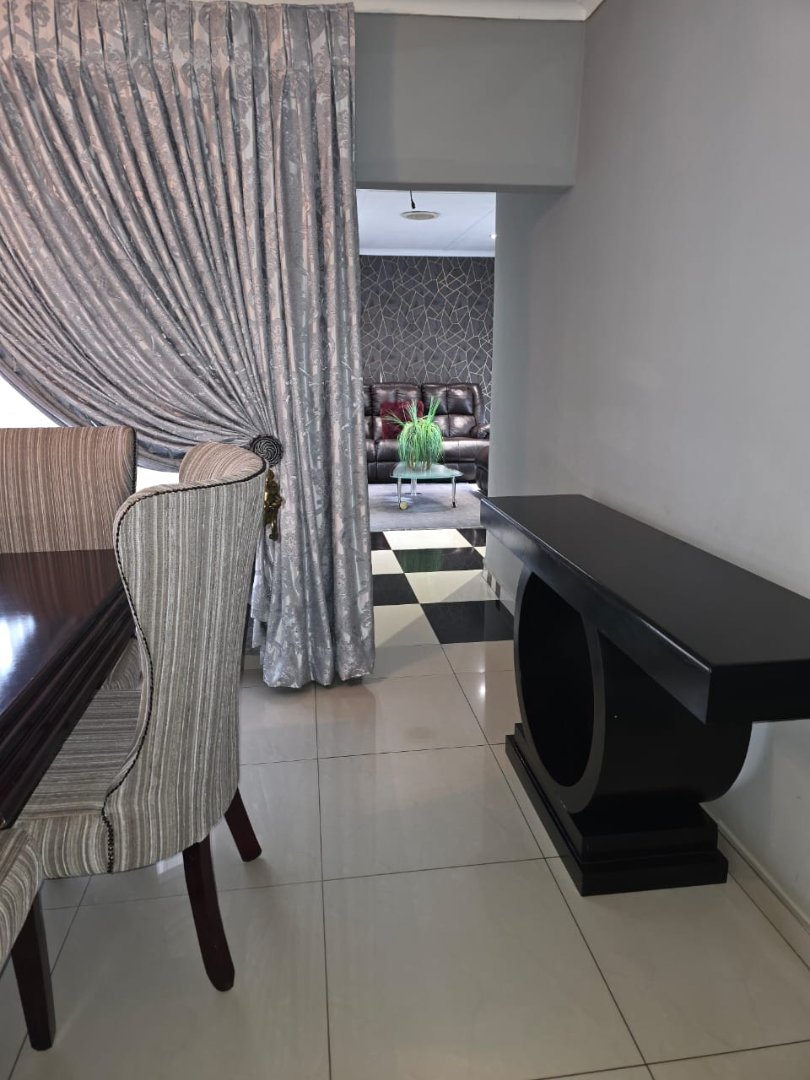 3 Bedroom Property for Sale in Debonair Park Gauteng