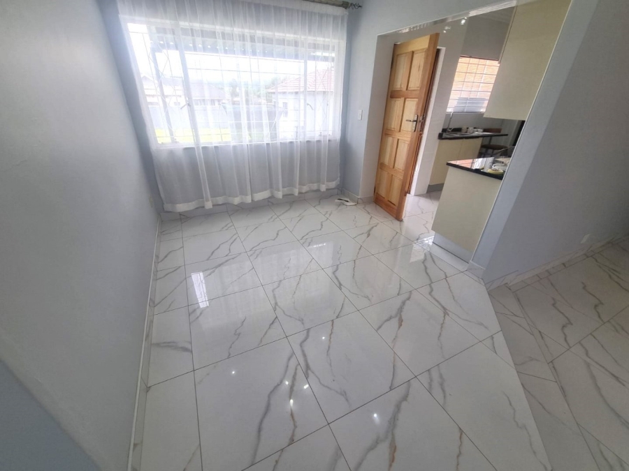 To Let 3 Bedroom Property for Rent in Kibler Park Gauteng