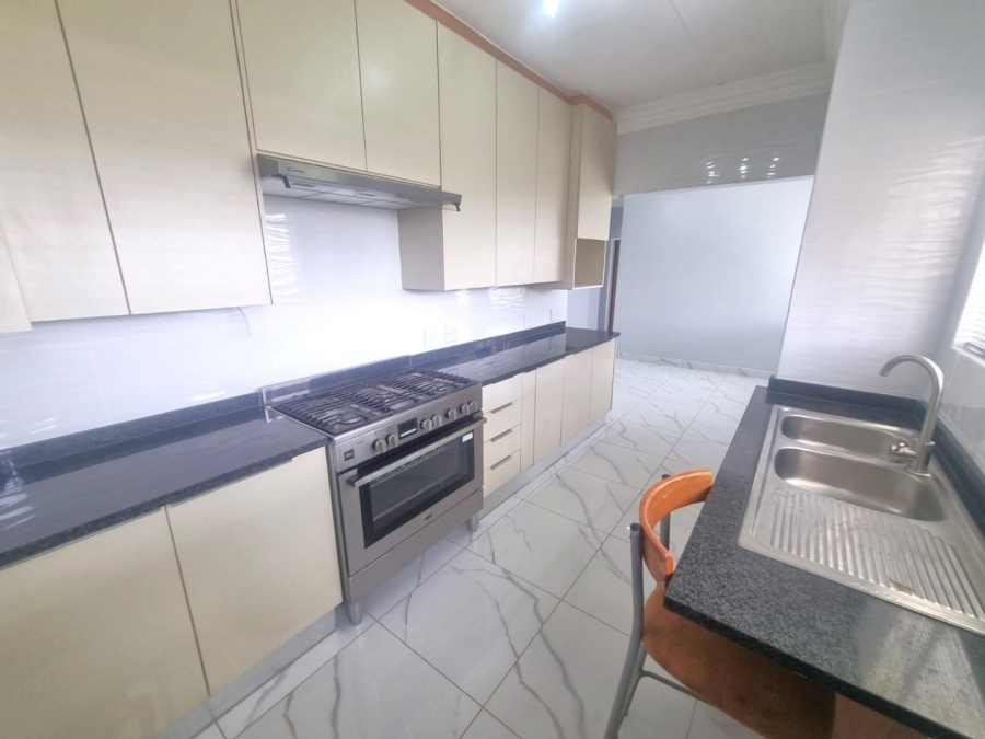 To Let 3 Bedroom Property for Rent in Kibler Park Gauteng