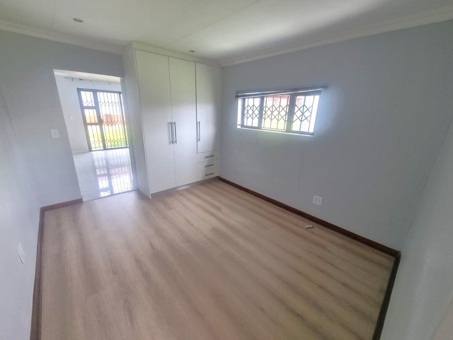 To Let 3 Bedroom Property for Rent in Kibler Park Gauteng