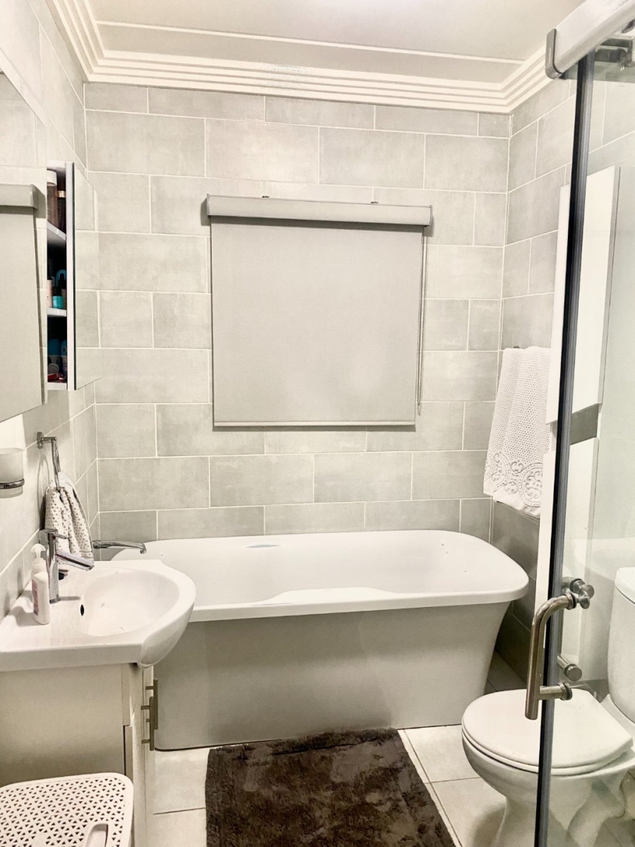 2 Bedroom Property for Sale in Klipfontein Gauteng