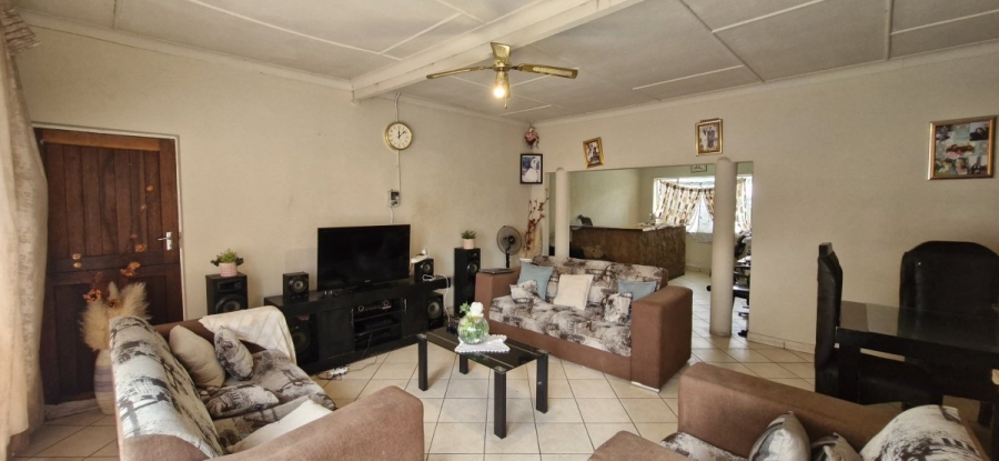 4 Bedroom Property for Sale in Ravensklip Gauteng