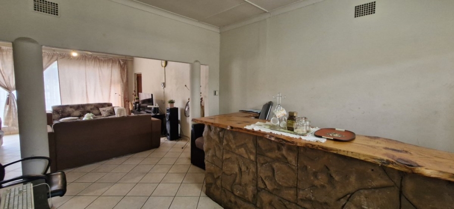 4 Bedroom Property for Sale in Ravensklip Gauteng