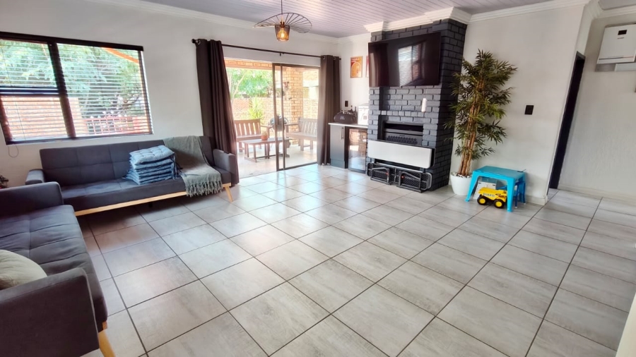 3 Bedroom Property for Sale in Vaal Marina Gauteng