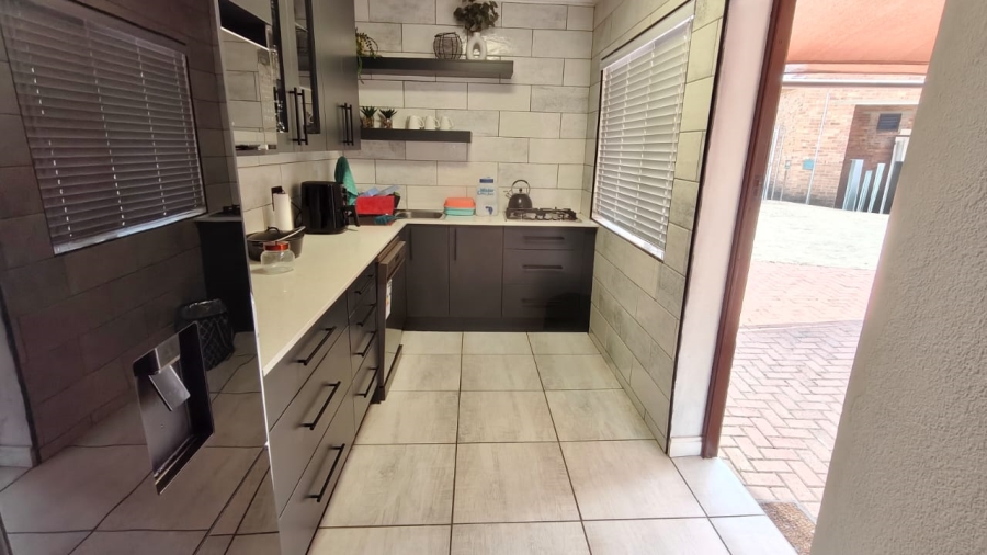 3 Bedroom Property for Sale in Vaal Marina Gauteng