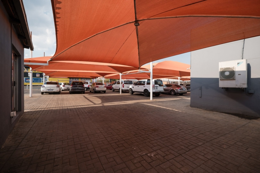  Bedroom Property for Sale in New Redruth Gauteng