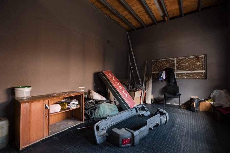  Bedroom Property for Sale in New Redruth Gauteng