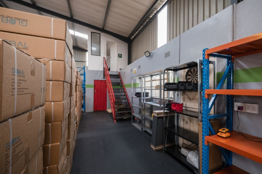  Bedroom Property for Sale in New Redruth Gauteng