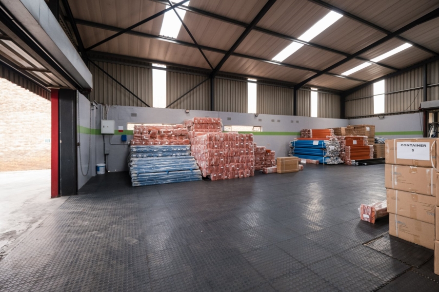  Bedroom Property for Sale in New Redruth Gauteng