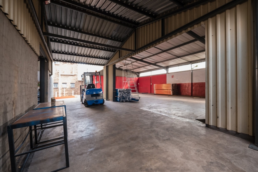  Bedroom Property for Sale in New Redruth Gauteng