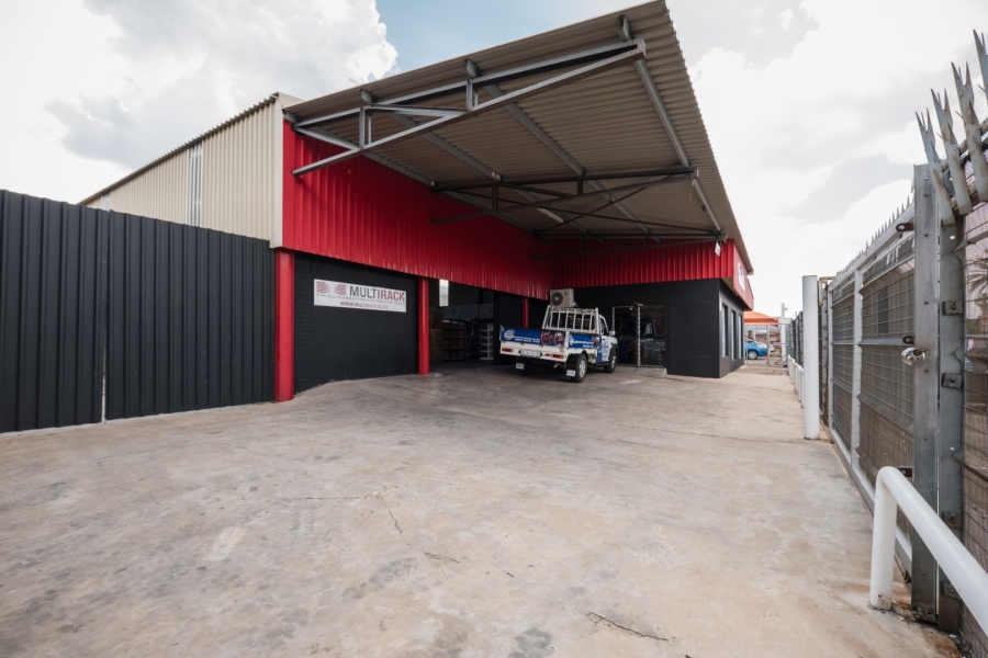  Bedroom Property for Sale in New Redruth Gauteng