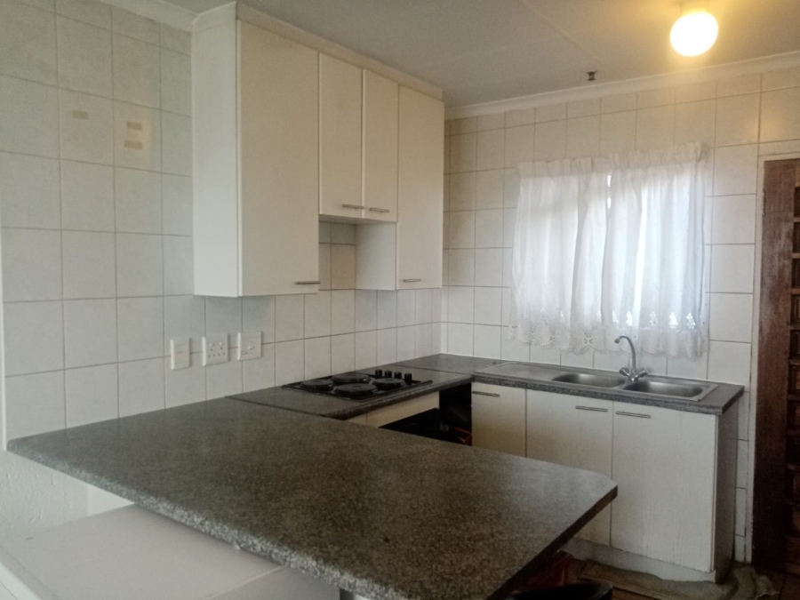 2 Bedroom Property for Sale in Heuwelsig Estate Gauteng