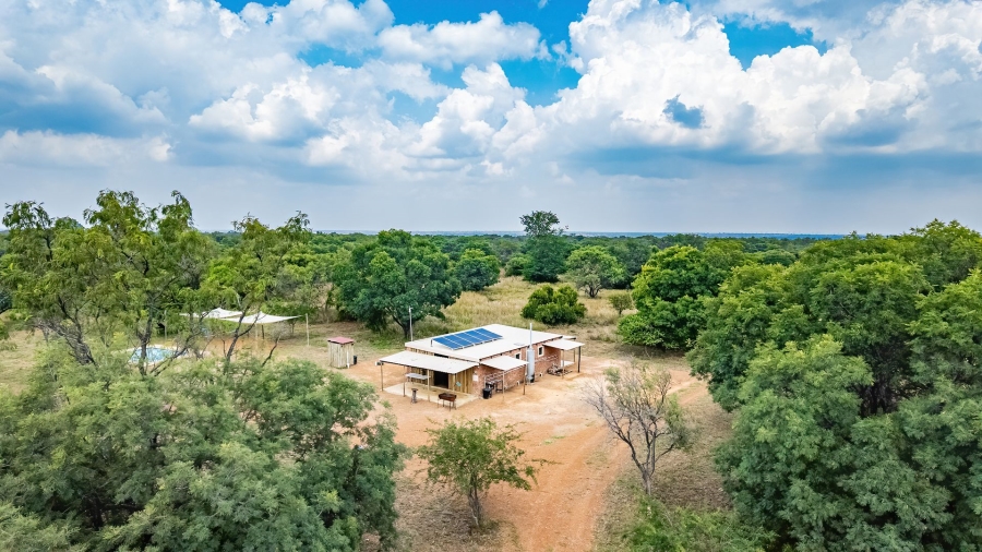  Bedroom Property for Sale in Kaallaagte Gauteng