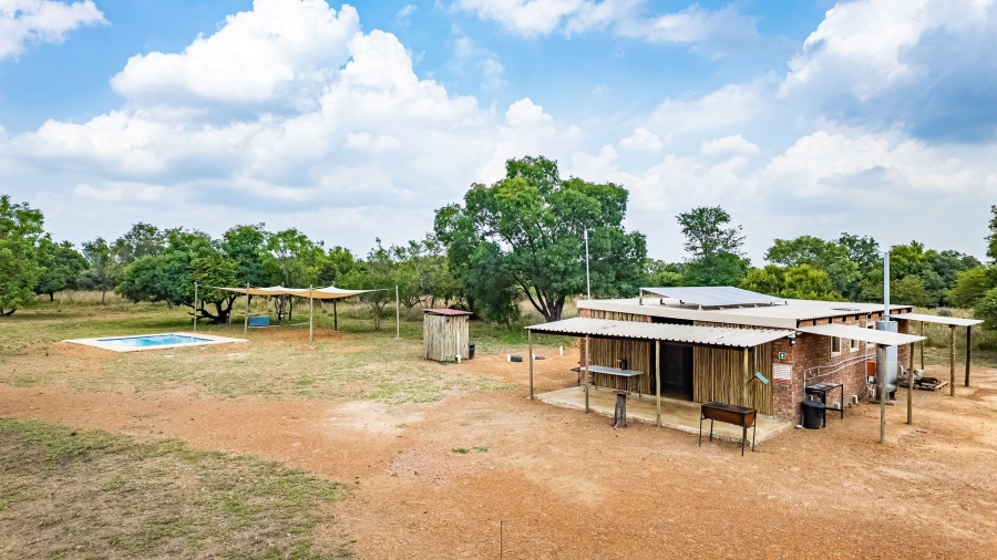  Bedroom Property for Sale in Kaallaagte Gauteng