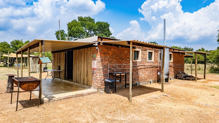  Bedroom Property for Sale in Kaallaagte Gauteng