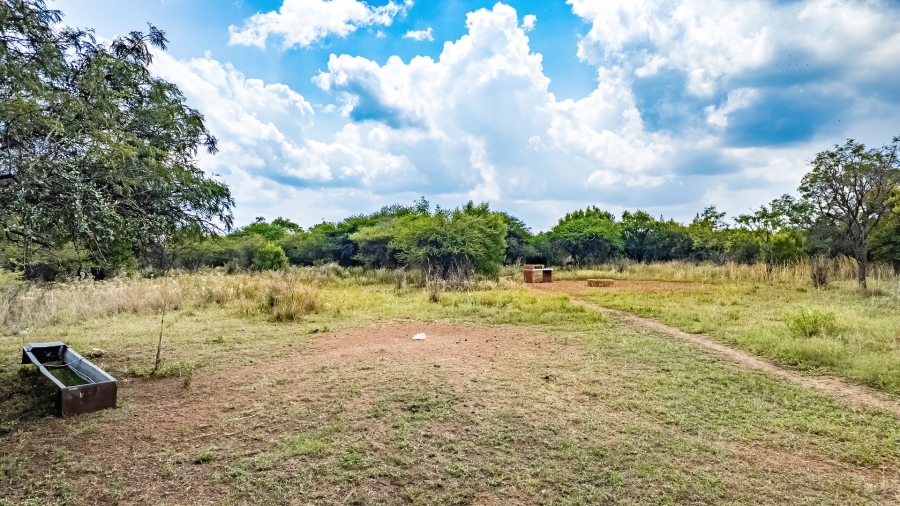  Bedroom Property for Sale in Kaallaagte Gauteng