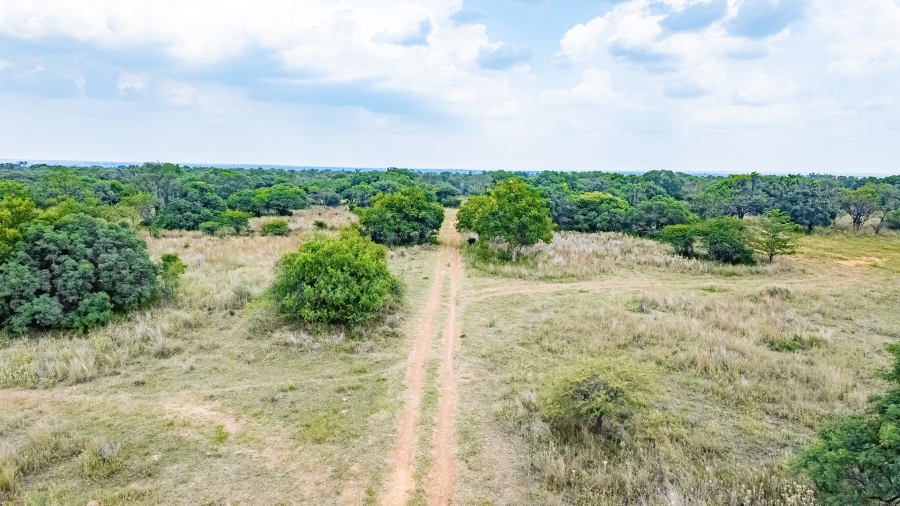  Bedroom Property for Sale in Kaallaagte Gauteng