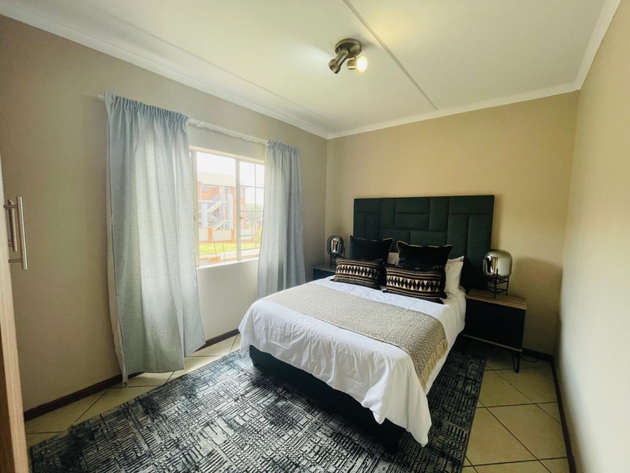 2 Bedroom Property for Sale in Noordwyk Gauteng