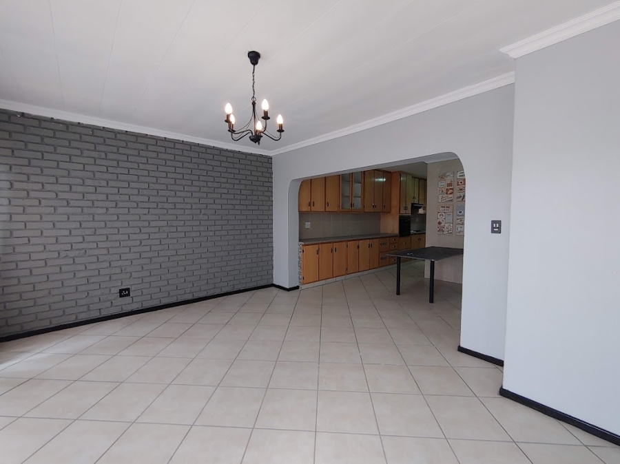 3 Bedroom Property for Sale in Beyers Park Gauteng