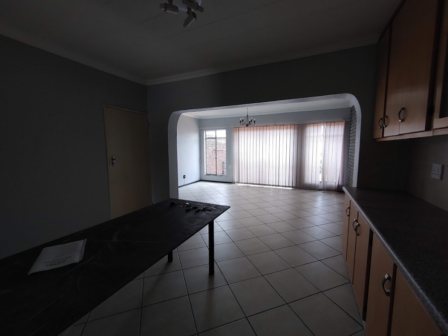3 Bedroom Property for Sale in Beyers Park Gauteng
