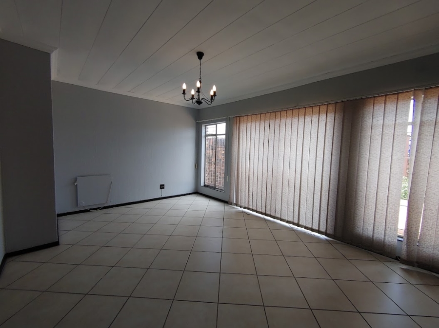 3 Bedroom Property for Sale in Beyers Park Gauteng