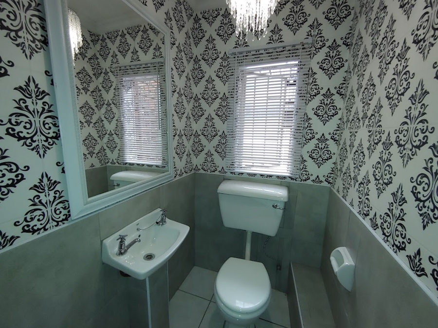 3 Bedroom Property for Sale in Beyers Park Gauteng