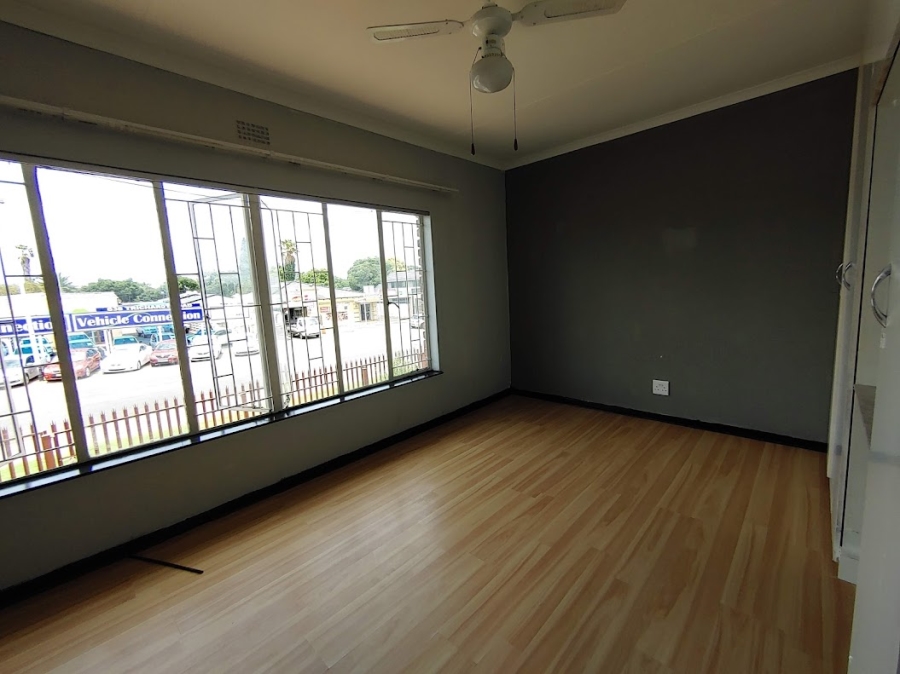 3 Bedroom Property for Sale in Beyers Park Gauteng