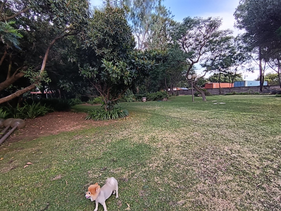 12 Bedroom Property for Sale in Glen Austin Gauteng